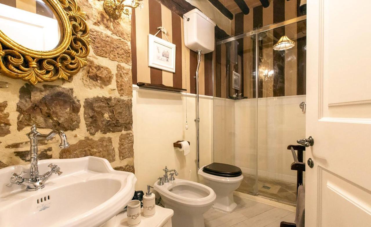 Residenza Teatro Antico Hotel Todi Luaran gambar