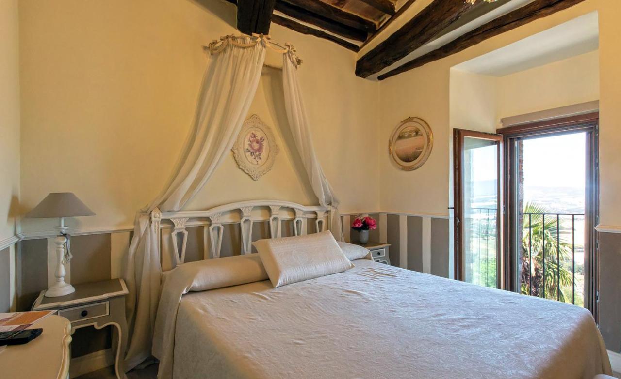 Residenza Teatro Antico Hotel Todi Luaran gambar