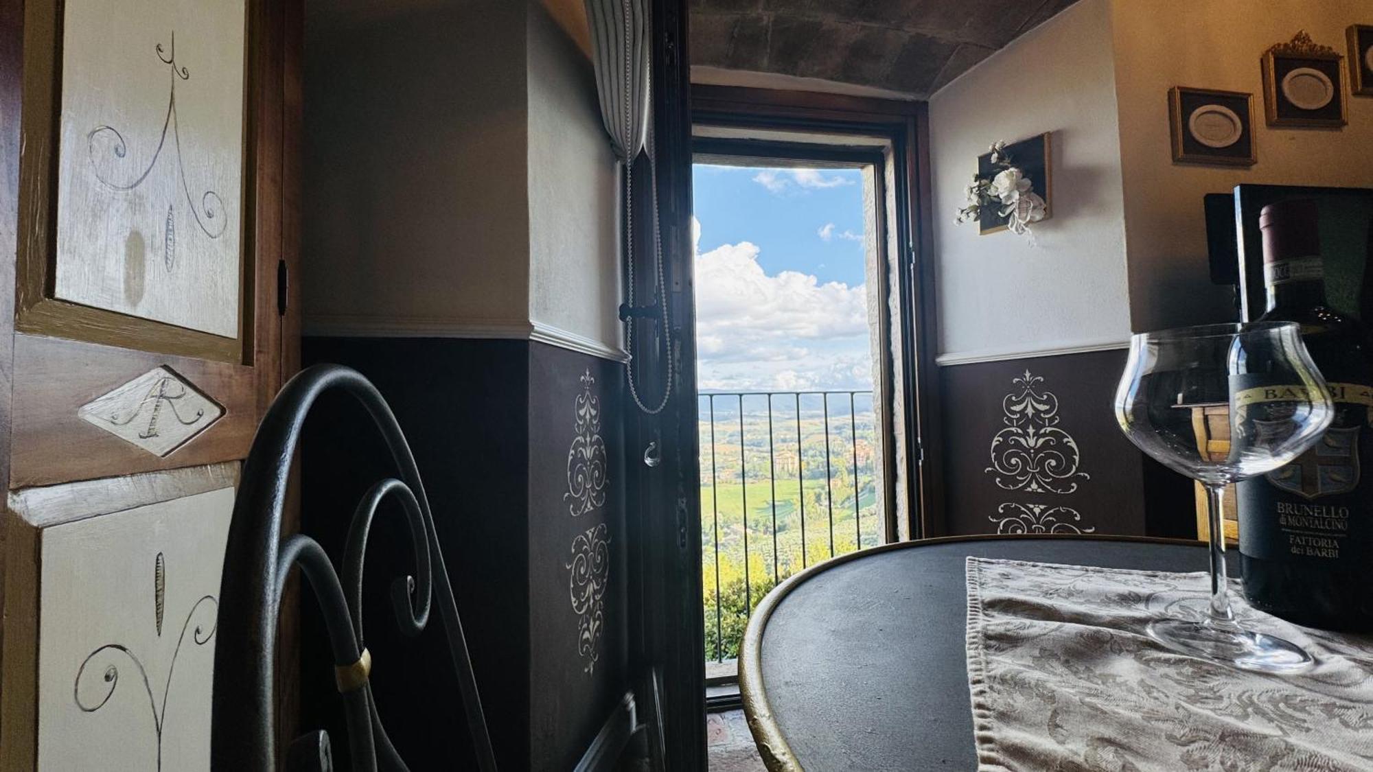 Residenza Teatro Antico Hotel Todi Luaran gambar