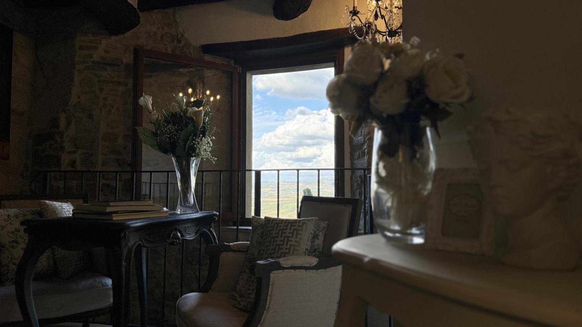 Residenza Teatro Antico Hotel Todi Luaran gambar
